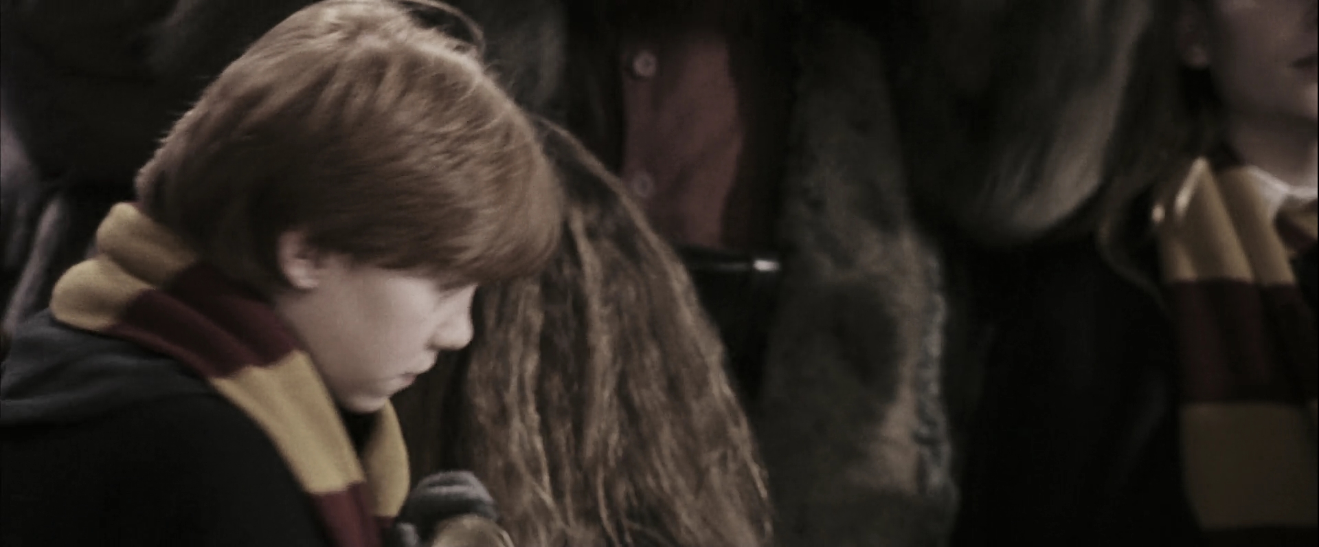 EmmaWatsonFan-dot-nl_HarryPotterandthePhilosophersStone2738.jpg EmmaWatsonFan-dot-nl_HarryPotterandthePhilosophersStone2738.jpg