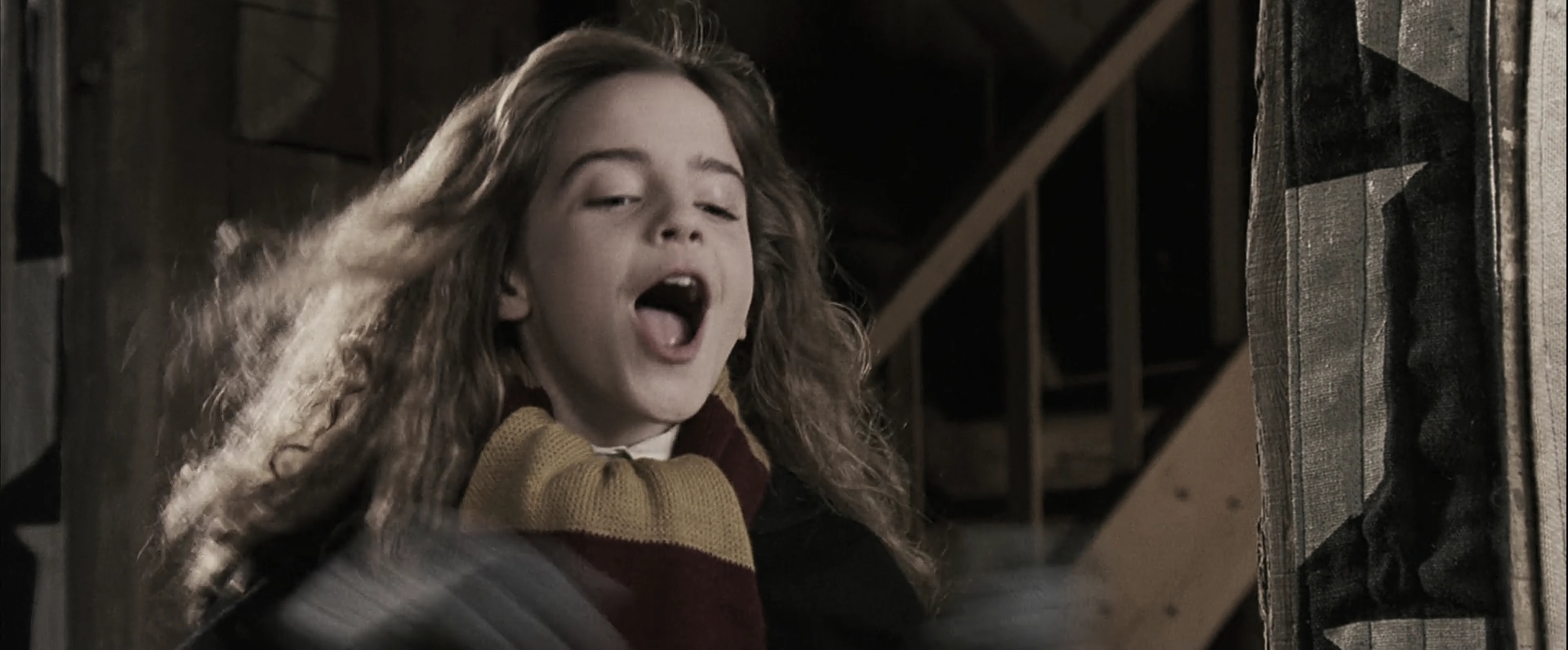 EmmaWatsonFan-dot-nl_HarryPotterandthePhilosophersStone2880.jpg