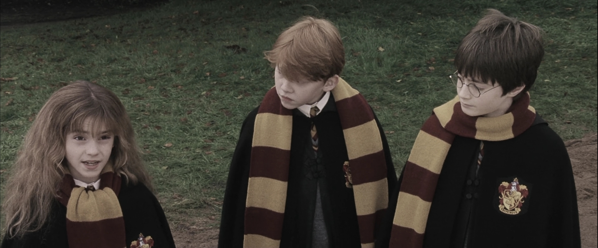 EmmaWatsonFan-dot-nl_HarryPotterandthePhilosophersStone2947.jpg EmmaWatsonFan-dot-nl_HarryPotterandthePhilosophersStone2947.jpg