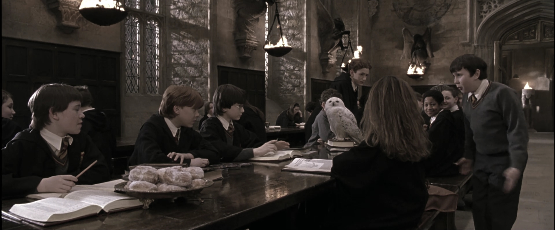 EmmaWatsonFan-dot-nl_HarryPotterandthePhilosophersStone3809.jpg EmmaWatsonFan-dot-nl_HarryPotterandthePhilosophersStone3809.jpg