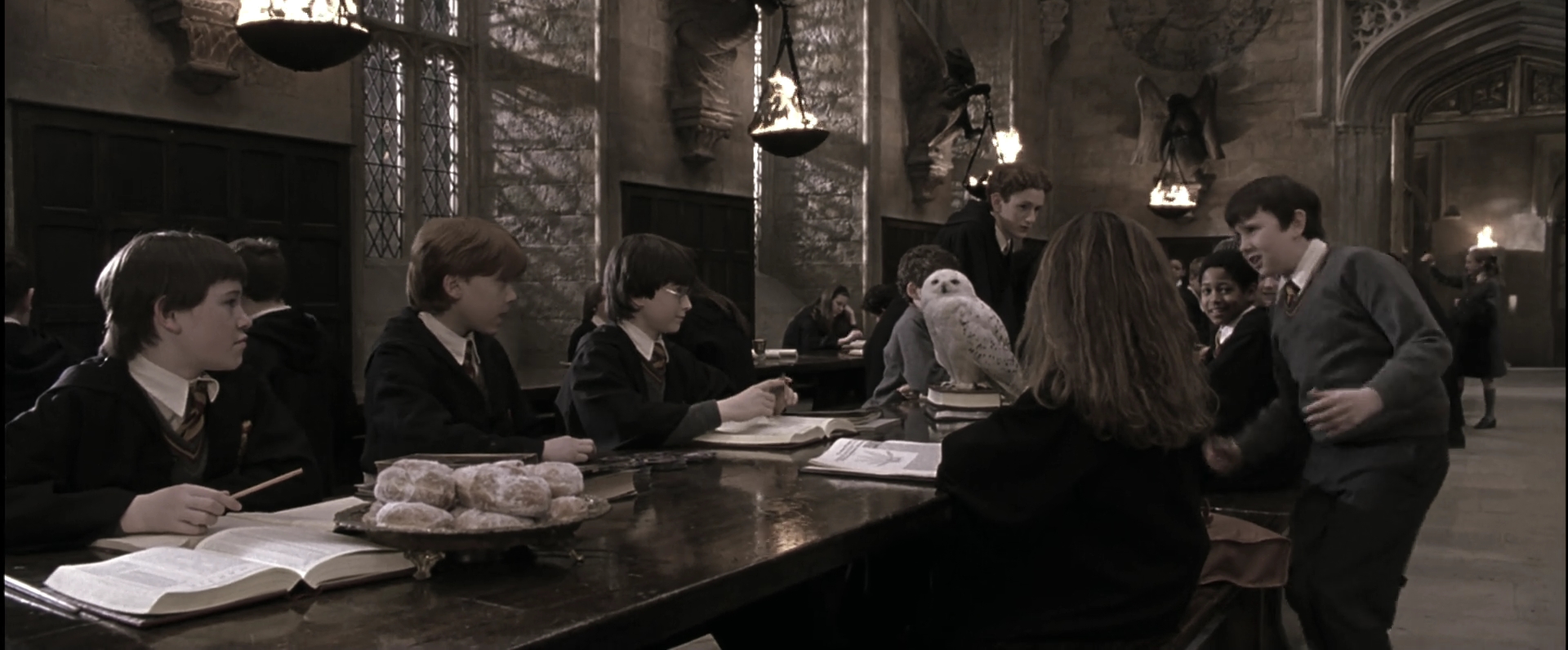 EmmaWatsonFan-dot-nl_HarryPotterandthePhilosophersStone3811.jpg EmmaWatsonFan-dot-nl_HarryPotterandthePhilosophersStone3811.jpg