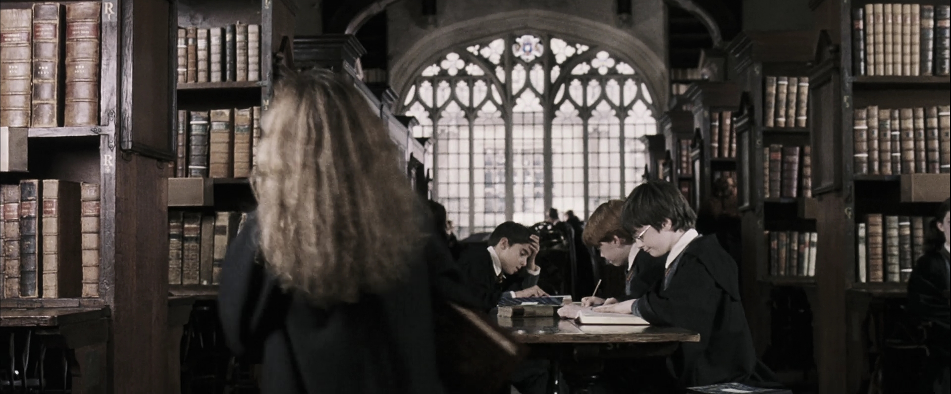 EmmaWatsonFan-dot-nl_HarryPotterandthePhilosophersStone3869.jpg EmmaWatsonFan-dot-nl_HarryPotterandthePhilosophersStone3869.jpg