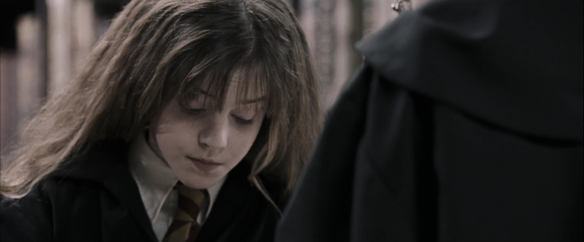 EmmaWatsonFan-dot-nl_HarryPotterandthePhilosophersStone3913.jpg EmmaWatsonFan-dot-nl_HarryPotterandthePhilosophersStone3913.jpg