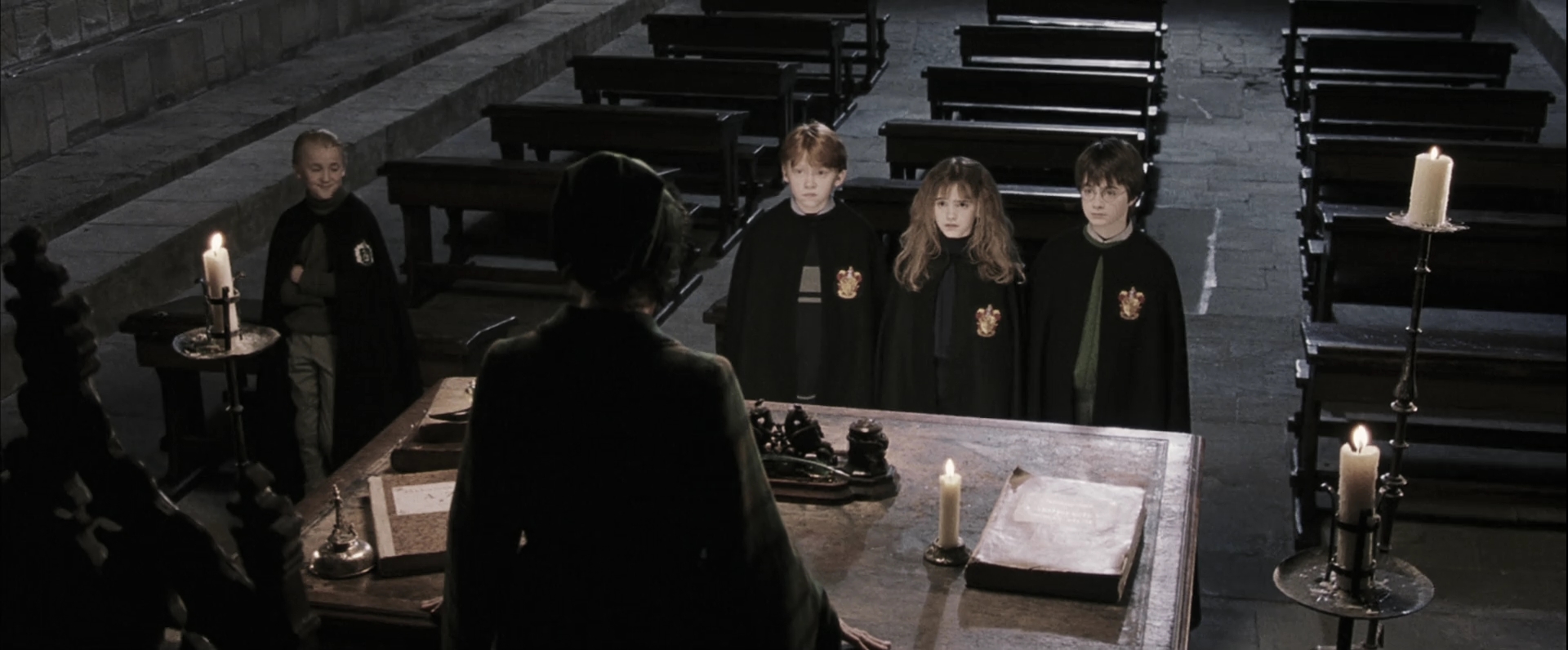 EmmaWatsonFan-dot-nl_HarryPotterandthePhilosophersStone4115.jpg EmmaWatsonFan-dot-nl_HarryPotterandthePhilosophersStone4115.jpg