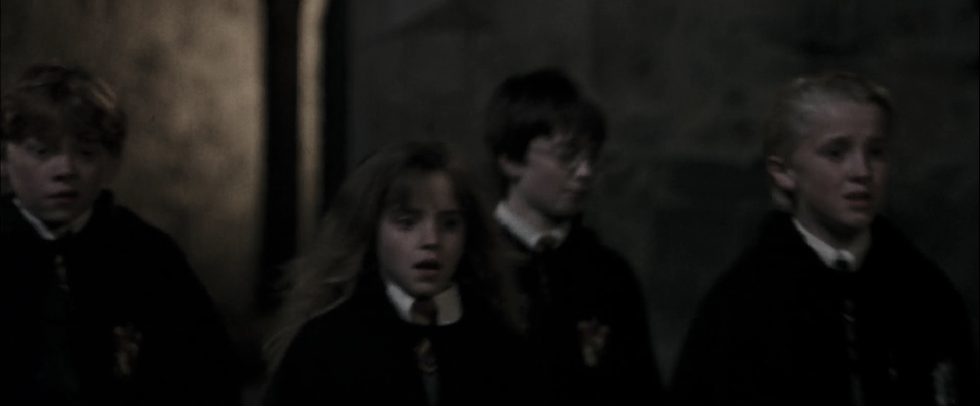 EmmaWatsonFan-dot-nl_HarryPotterandthePhilosophersStone4173.jpg EmmaWatsonFan-dot-nl_HarryPotterandthePhilosophersStone4173.jpg
