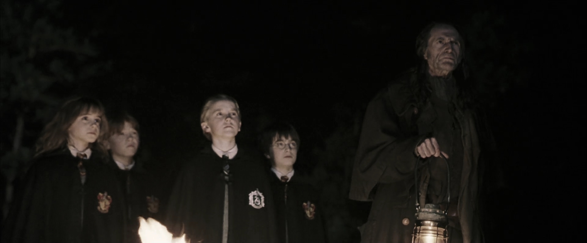 EmmaWatsonFan-dot-nl_HarryPotterandthePhilosophersStone4194.jpg EmmaWatsonFan-dot-nl_HarryPotterandthePhilosophersStone4194.jpg