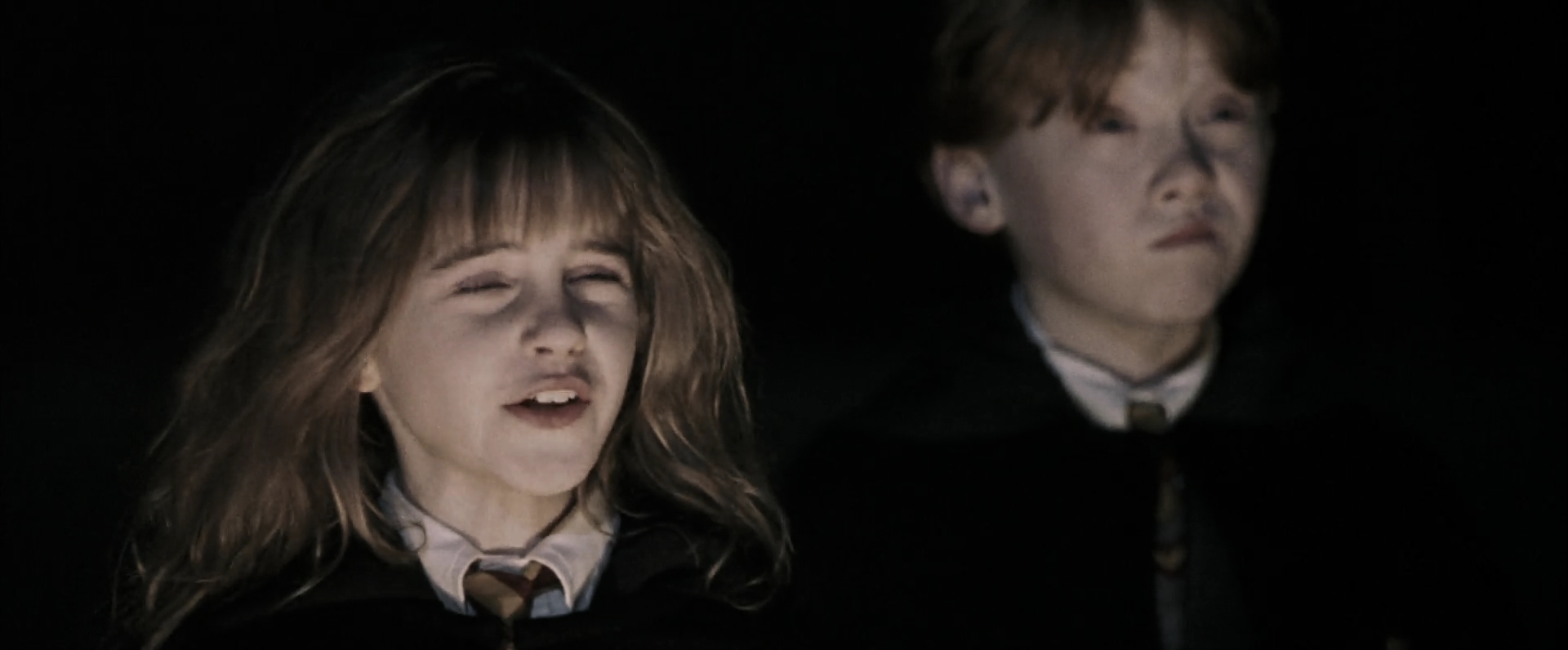 EmmaWatsonFan-dot-nl_HarryPotterandthePhilosophersStone4207.jpg EmmaWatsonFan-dot-nl_HarryPotterandthePhilosophersStone4207.jpg