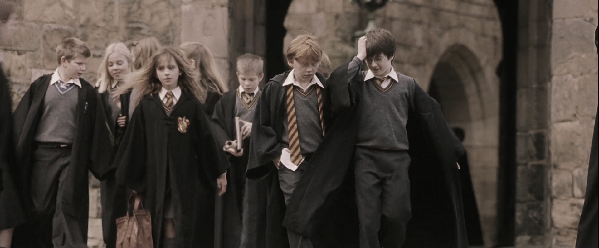 EmmaWatsonFan-dot-nl_HarryPotterandthePhilosophersStone4604.jpg