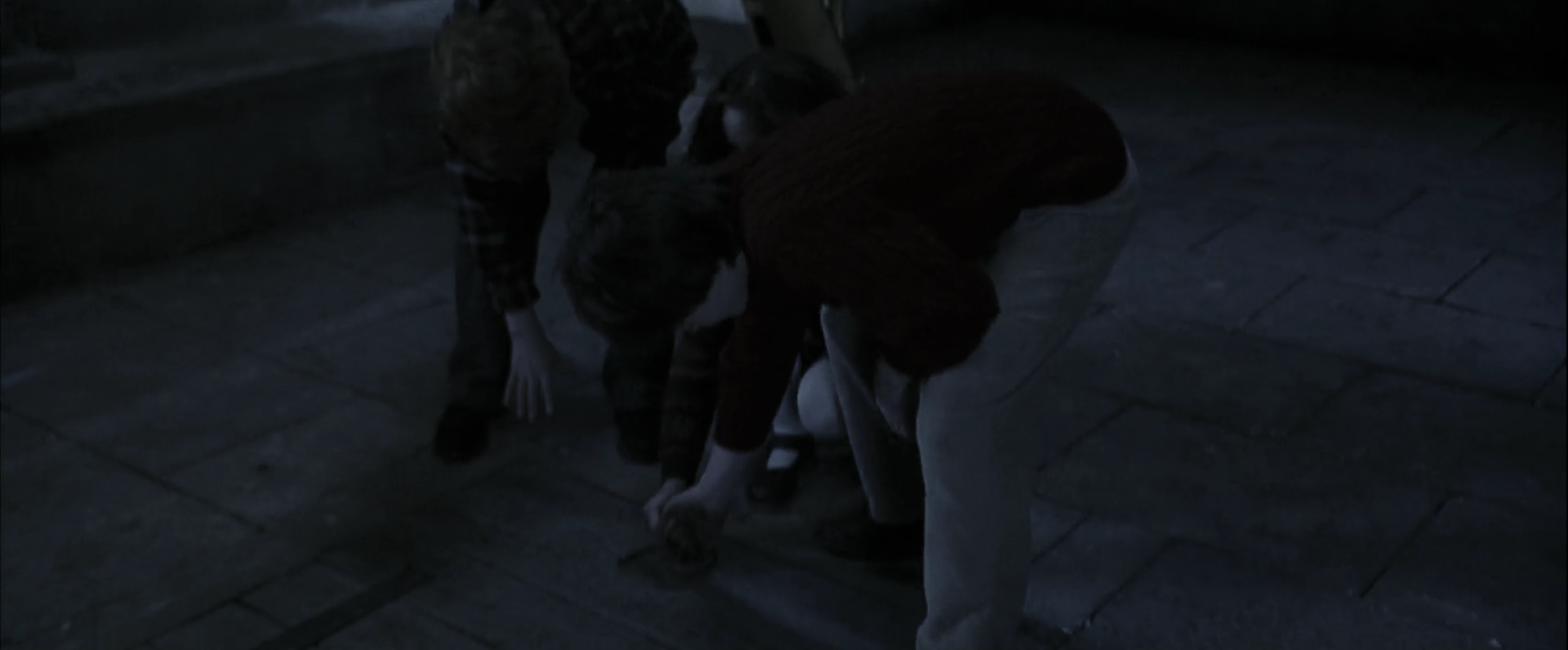 EmmaWatsonFan-dot-nl_HarryPotterandthePhilosophersStone4915.jpg EmmaWatsonFan-dot-nl_HarryPotterandthePhilosophersStone4915.jpg