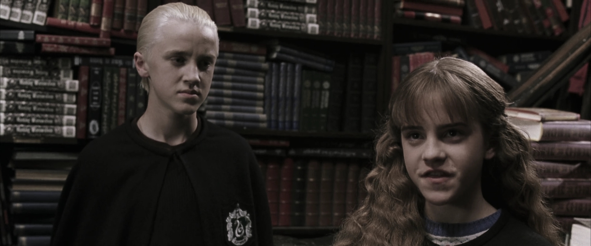 EmmaWatsonFan-dot-nl_HarryPotterandtheChamberOfSecrets0197.jpg