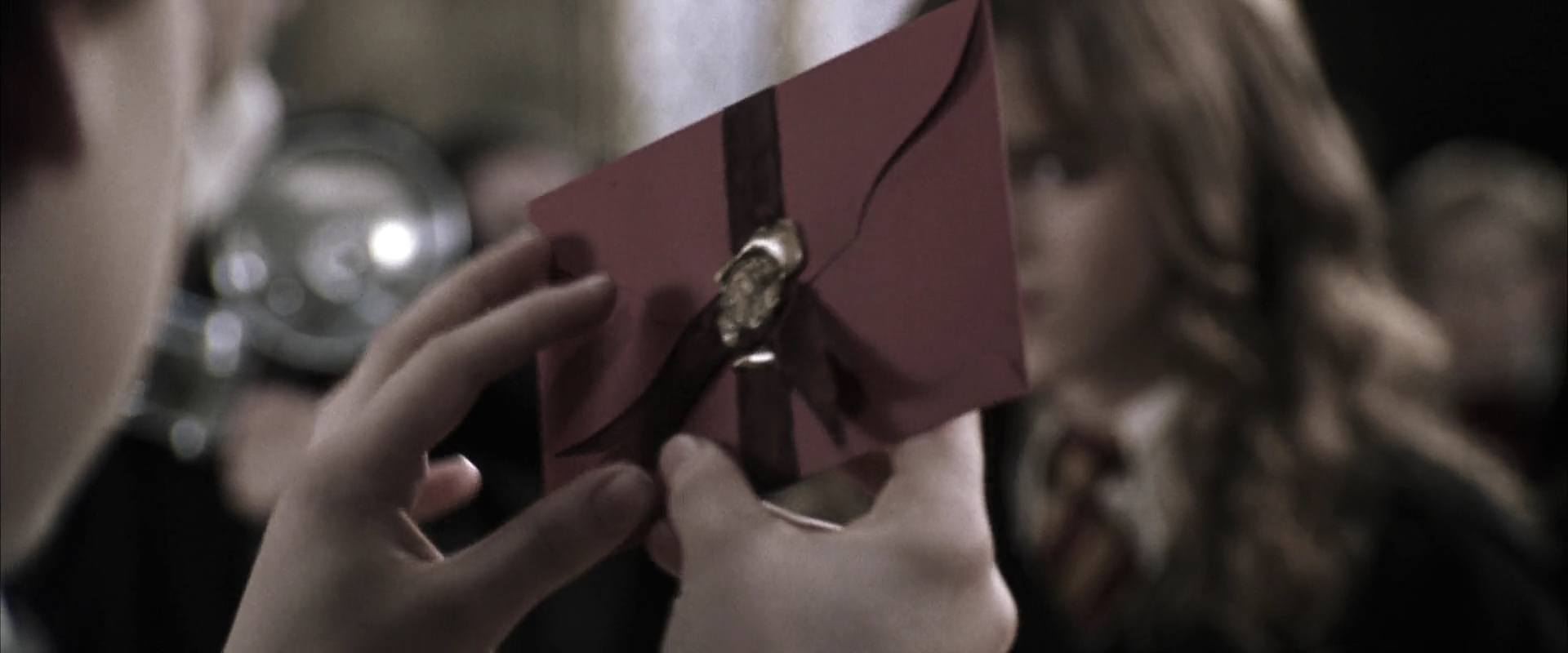 EmmaWatsonFan-dot-nl_HarryPotterandtheChamberOfSecrets0999.jpg EmmaWatsonFan-dot-nl_HarryPotterandtheChamberOfSecrets0999.jpg