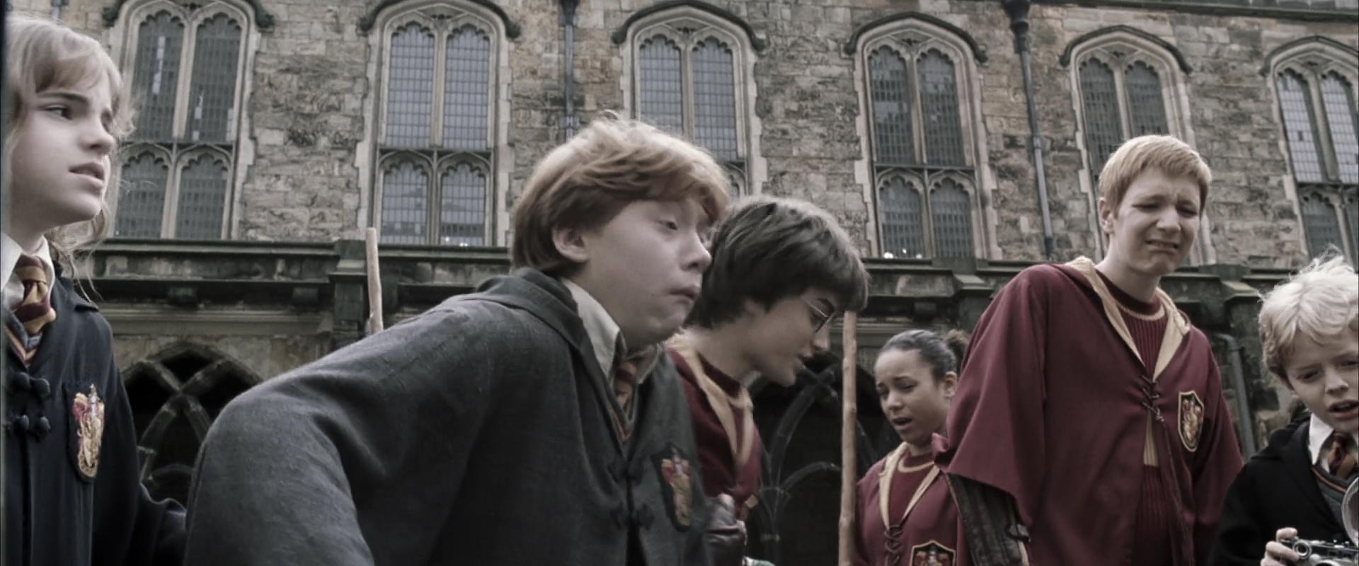 EmmaWatsonFan-dot-nl_HarryPotterandtheChamberOfSecrets1312.jpg
