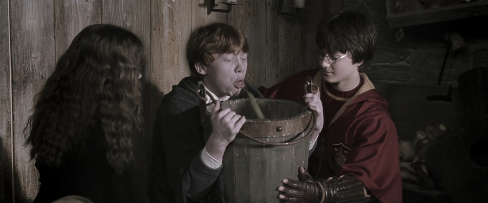 EmmaWatsonFan-dot-nl_HarryPotterandtheChamberOfSecrets1332.jpg