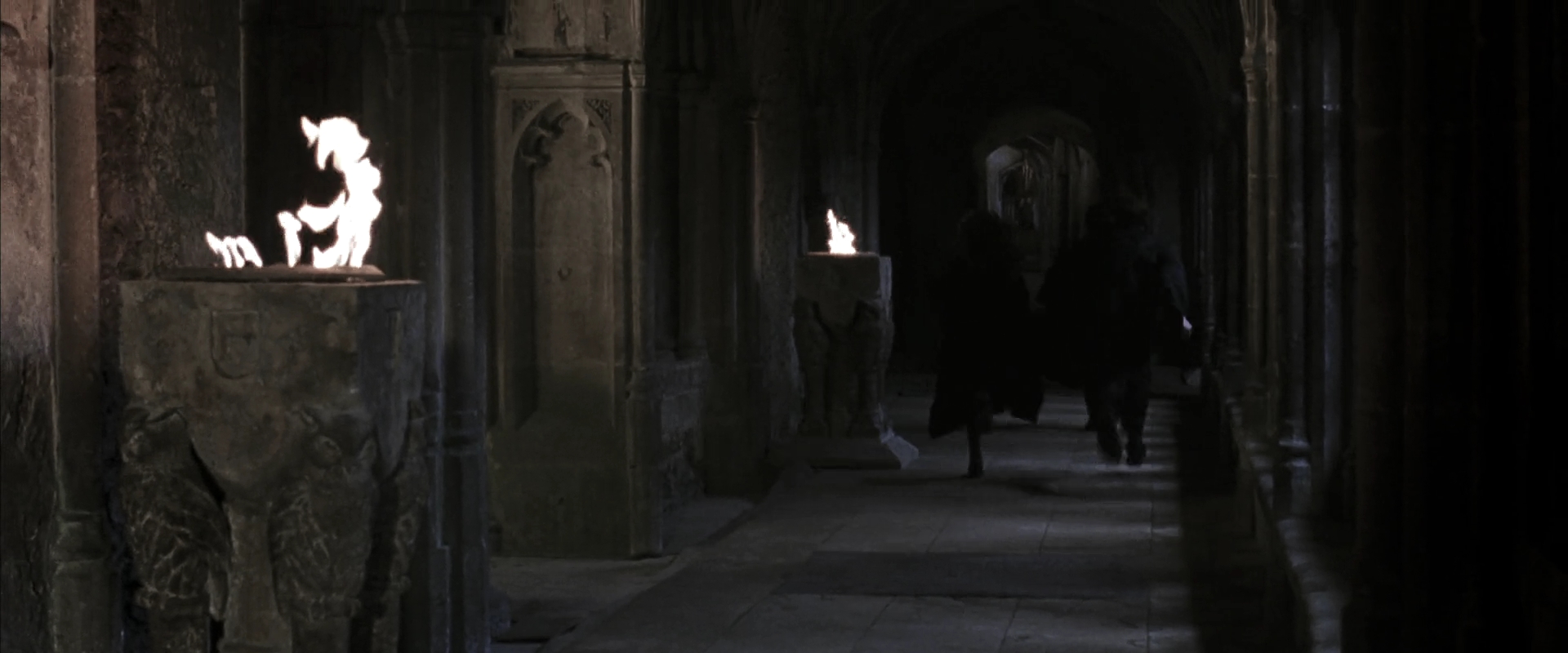 EmmaWatsonFan-dot-nl_HarryPotterandtheChamberOfSecrets1530.jpg