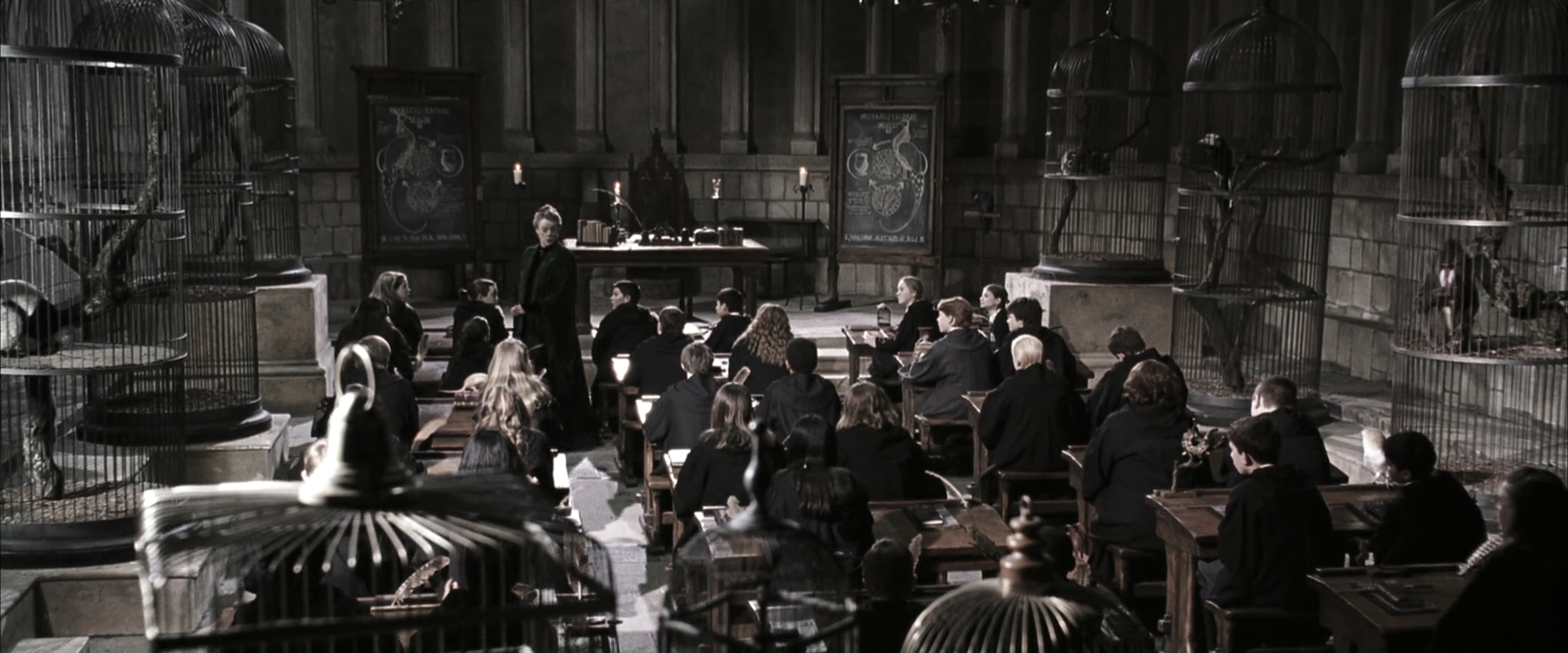 EmmaWatsonFan-dot-nl_HarryPotterandtheChamberOfSecrets1873.jpg EmmaWatsonFan-dot-nl_HarryPotterandtheChamberOfSecrets1873.jpg