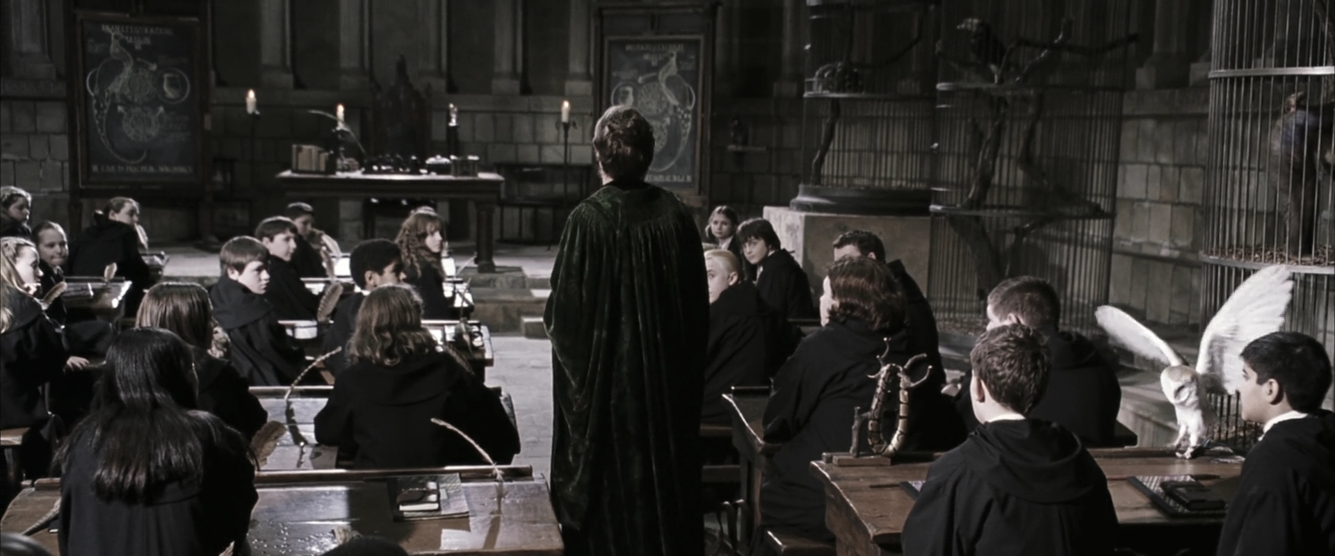 EmmaWatsonFan-dot-nl_HarryPotterandtheChamberOfSecrets1919.jpg EmmaWatsonFan-dot-nl_HarryPotterandtheChamberOfSecrets1919.jpg
