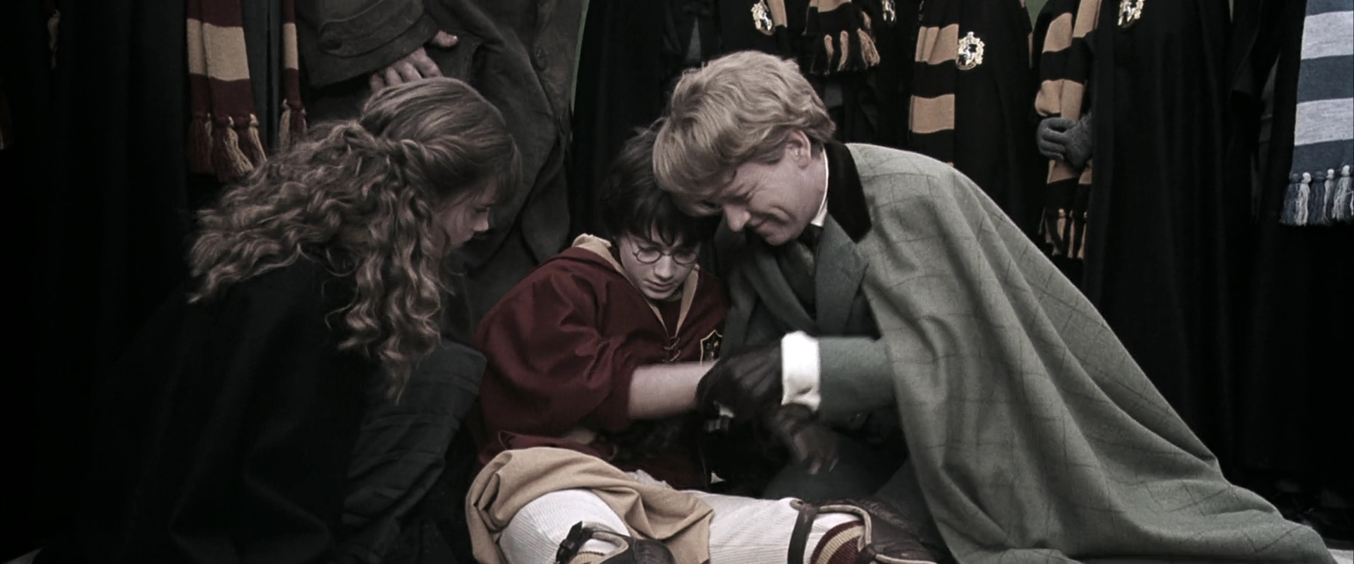 EmmaWatsonFan-dot-nl_HarryPotterandtheChamberOfSecrets2398.jpg EmmaWatsonFan-dot-nl_HarryPotterandtheChamberOfSecrets2398.jpg