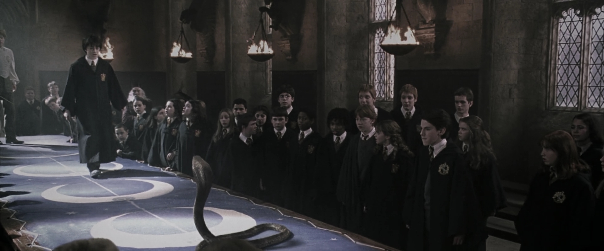 EmmaWatsonFan-dot-nl_HarryPotterandtheChamberOfSecrets2982.jpg EmmaWatsonFan-dot-nl_HarryPotterandtheChamberOfSecrets2982.jpg