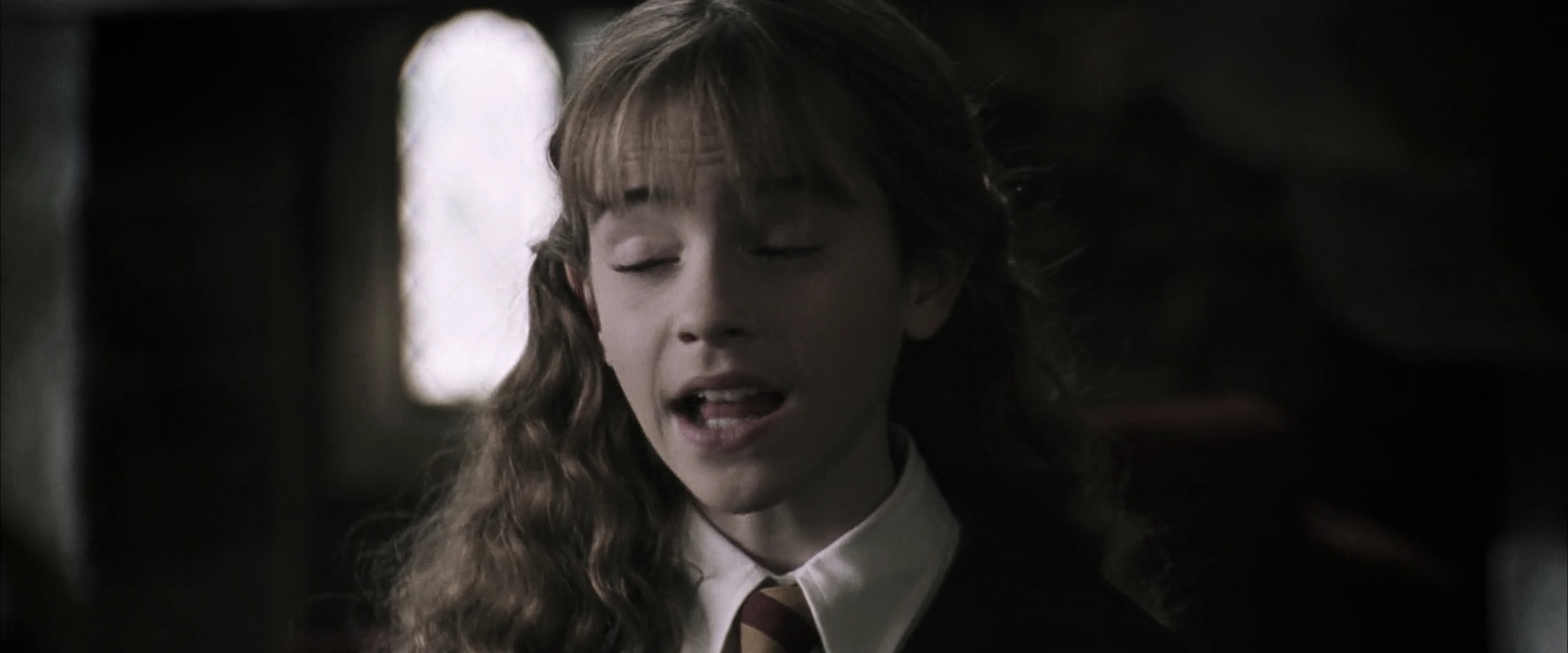 EmmaWatsonFan-dot-nl_HarryPotterandtheChamberOfSecrets3074.jpg EmmaWatsonFan-dot-nl_HarryPotterandtheChamberOfSecrets3074.jpg