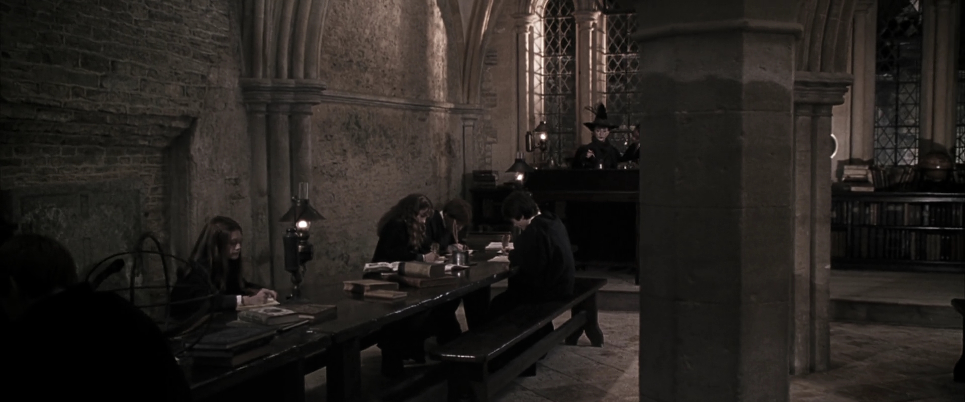 EmmaWatsonFan-dot-nl_HarryPotterandtheChamberOfSecrets3111.jpg EmmaWatsonFan-dot-nl_HarryPotterandtheChamberOfSecrets3111.jpg