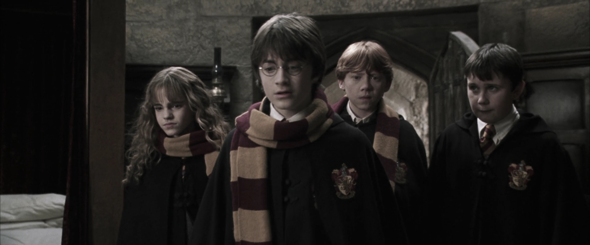 EmmaWatsonFan-dot-nl_HarryPotterandtheChamberOfSecrets4535.jpg EmmaWatsonFan-dot-nl_HarryPotterandtheChamberOfSecrets4535.jpg
