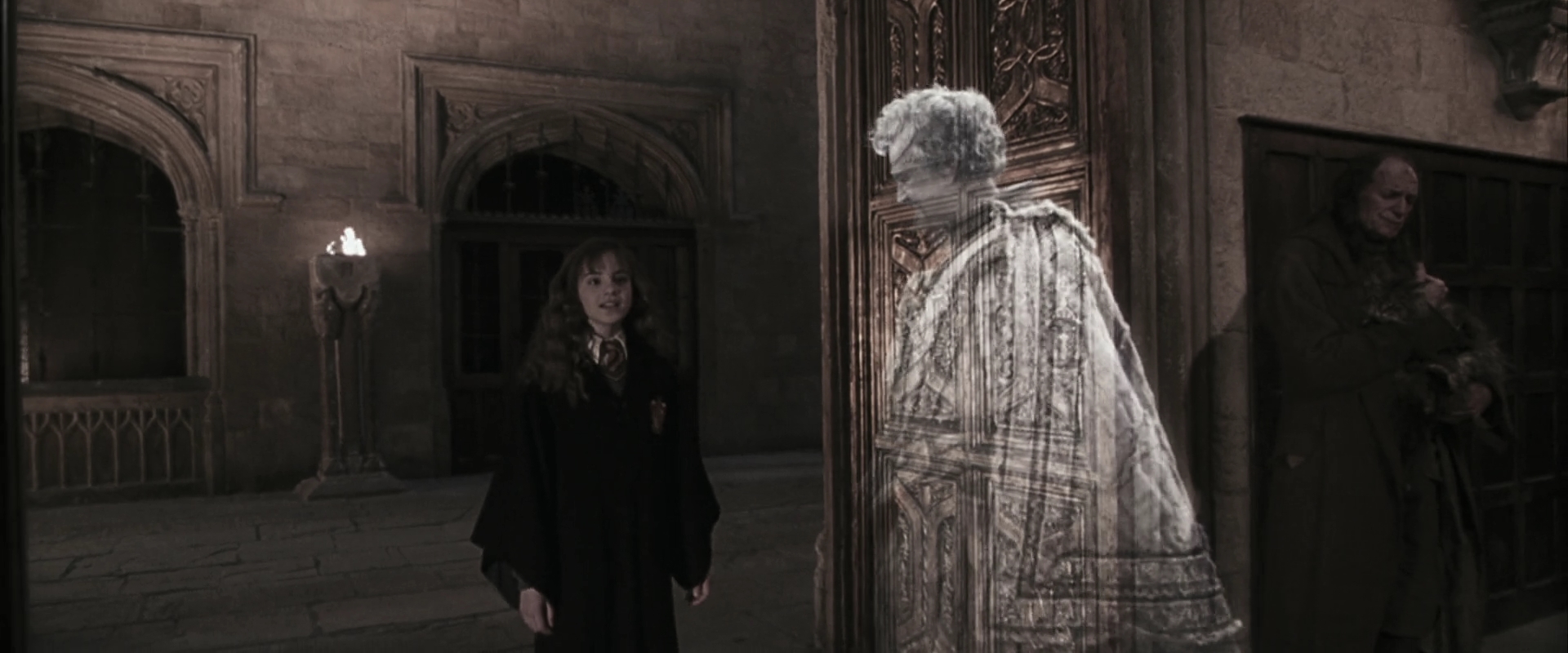 EmmaWatsonFan-dot-nl_HarryPotterandtheChamberOfSecrets7537.jpg EmmaWatsonFan-dot-nl_HarryPotterandtheChamberOfSecrets7537.jpg