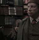 EmmaWatsonFan-dot-nl_HarryPotterandtheChamberOfSecrets0287.jpg
