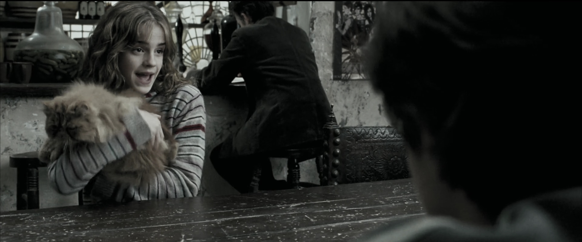 EmmaWatsonFan_dot_nl-HarryPotterAndThePrisonerOfAzkaban0093.jpg