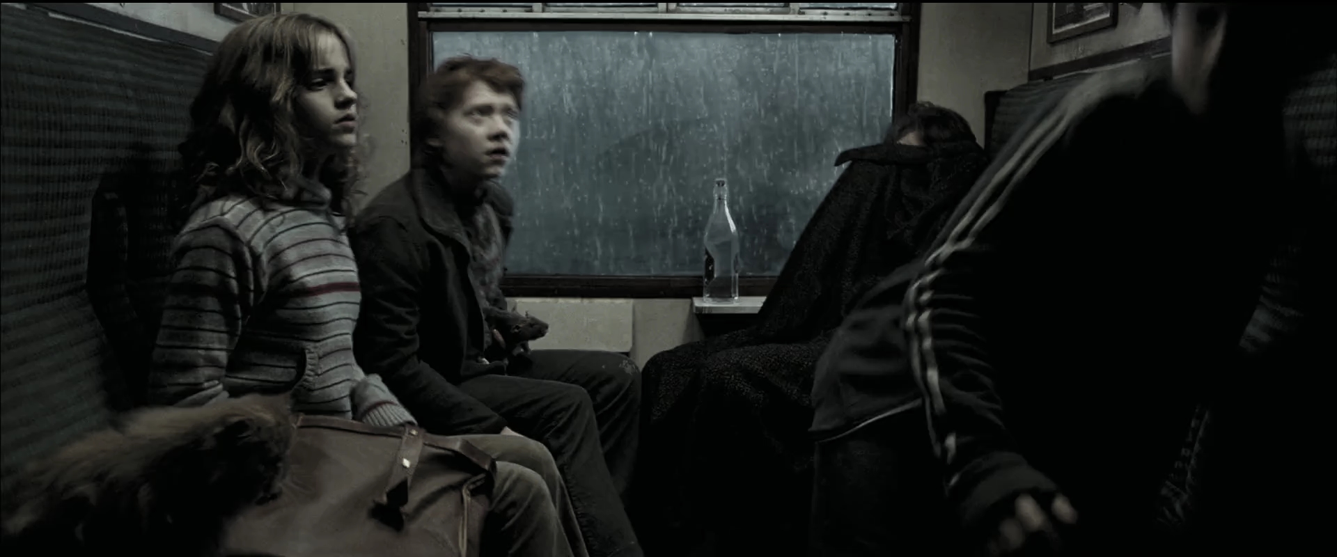 EmmaWatsonFan_dot_nl-HarryPotterAndThePrisonerOfAzkaban0287.jpg