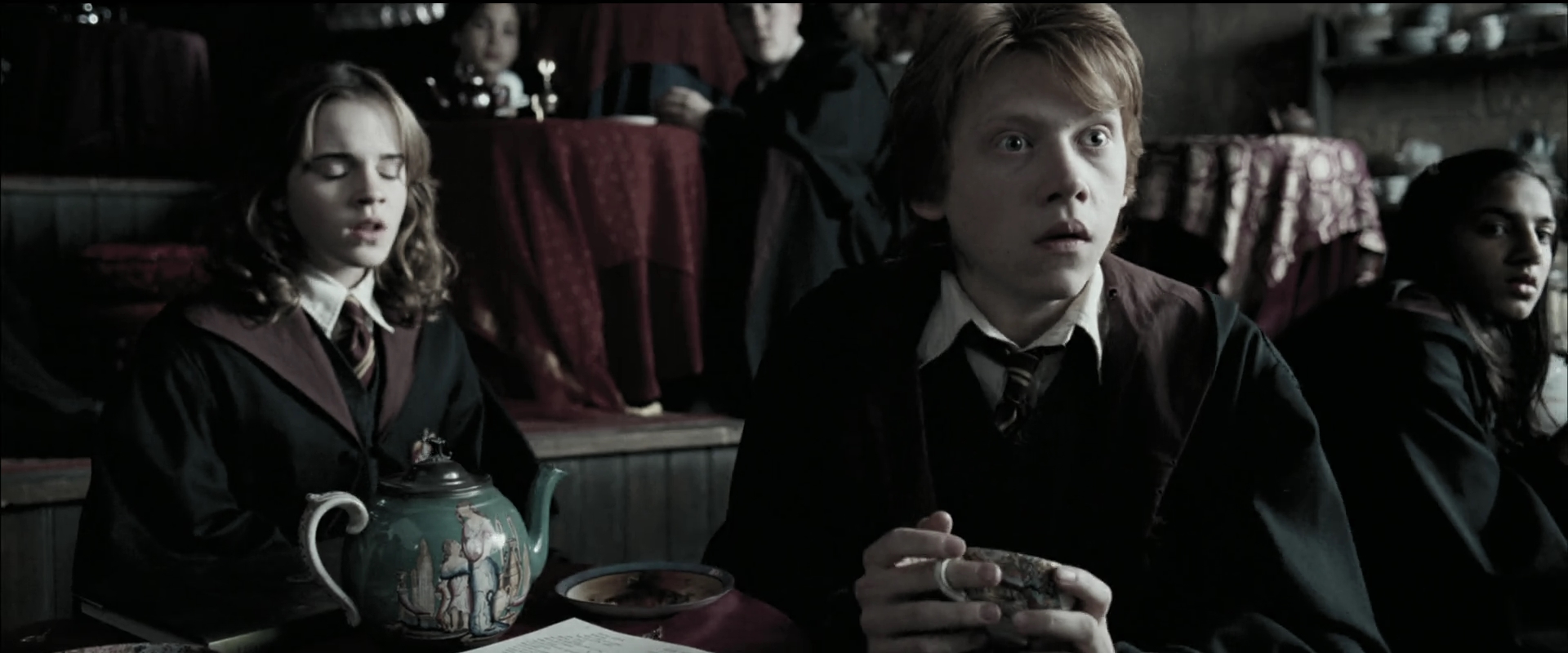EmmaWatsonFan_dot_nl-HarryPotterAndThePrisonerOfAzkaban0868.jpg