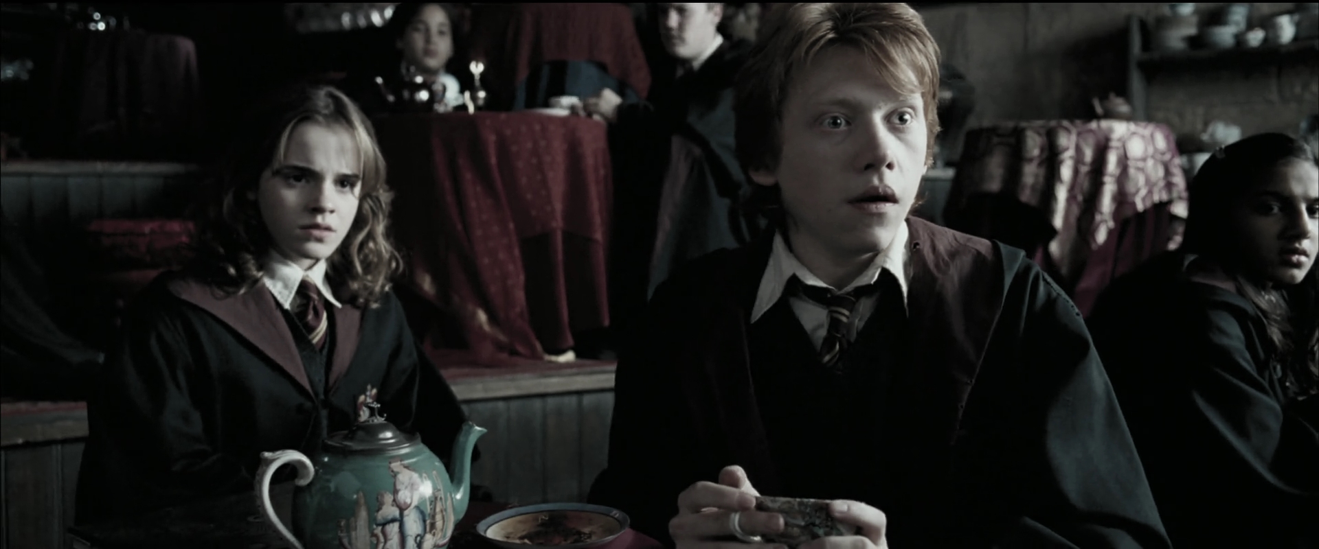 EmmaWatsonFan_dot_nl-HarryPotterAndThePrisonerOfAzkaban0870.jpg
