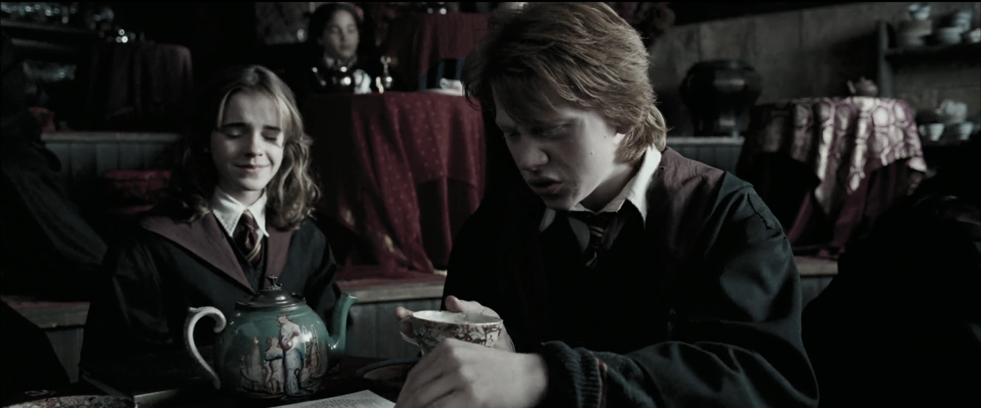EmmaWatsonFan_dot_nl-HarryPotterAndThePrisonerOfAzkaban0879.jpg EmmaWatsonFan_dot_nl-HarryPotterAndThePrisonerOfAzkaban0879.jpg