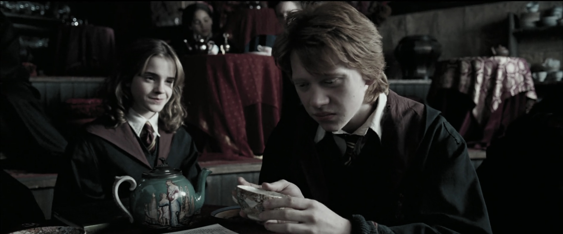 EmmaWatsonFan_dot_nl-HarryPotterAndThePrisonerOfAzkaban0881.jpg EmmaWatsonFan_dot_nl-HarryPotterAndThePrisonerOfAzkaban0881.jpg