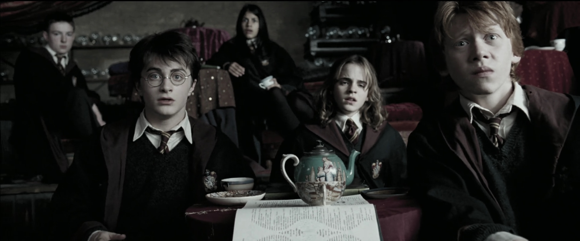 EmmaWatsonFan_dot_nl-HarryPotterAndThePrisonerOfAzkaban0896.jpg EmmaWatsonFan_dot_nl-HarryPotterAndThePrisonerOfAzkaban0896.jpg