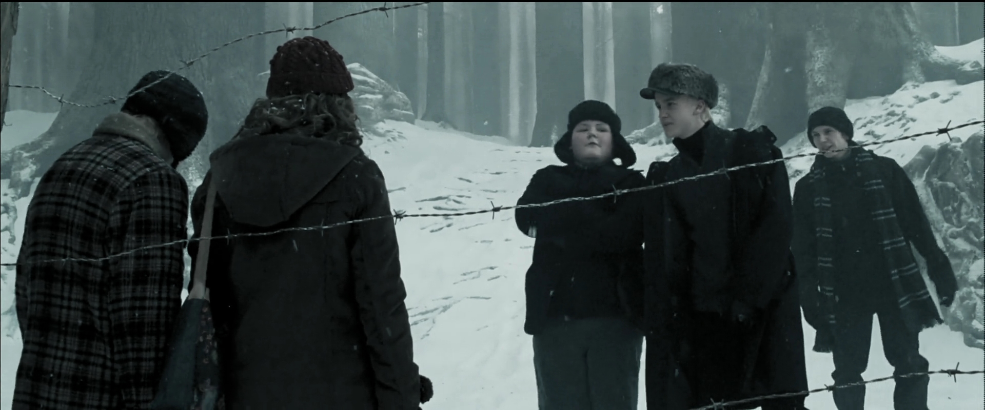 EmmaWatsonFan_dot_nl-HarryPotterAndThePrisonerOfAzkaban2720.jpg EmmaWatsonFan_dot_nl-HarryPotterAndThePrisonerOfAzkaban2720.jpg