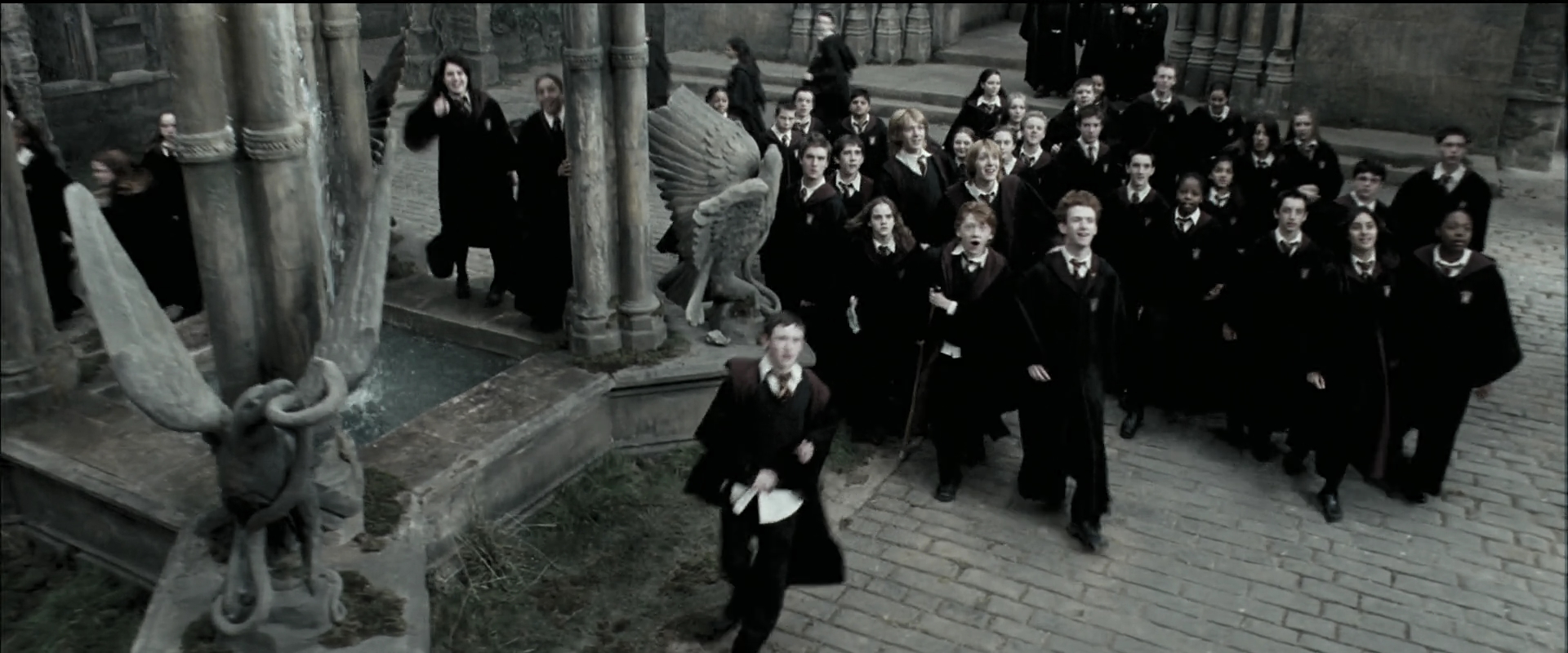 EmmaWatsonFan_dot_nl-HarryPotterAndThePrisonerOfAzkaban6635.jpg EmmaWatsonFan_dot_nl-HarryPotterAndThePrisonerOfAzkaban6635.jpg
