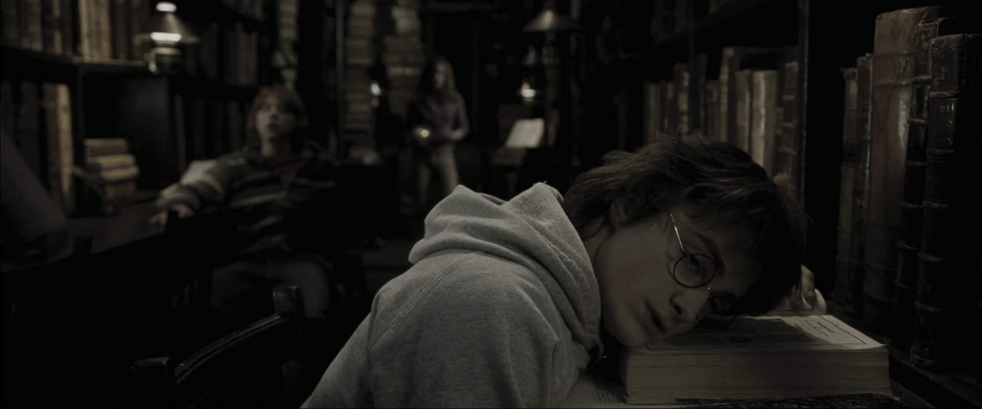 EmmaWatsonFan_dot_nl-HarryPotterAndTheGobletOfFire5155.jpg