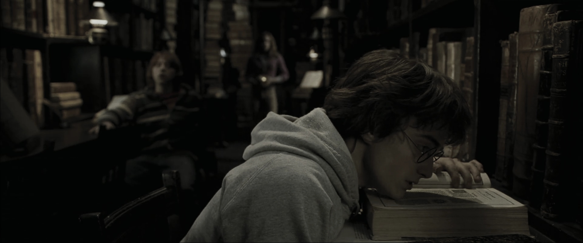 EmmaWatsonFan_dot_nl-HarryPotterAndTheGobletOfFire5156.jpg