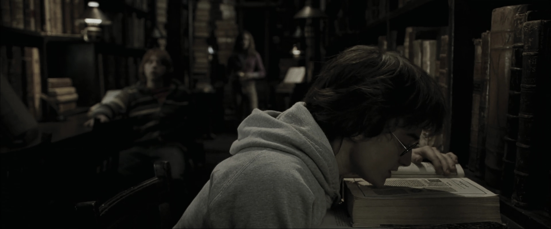 EmmaWatsonFan_dot_nl-HarryPotterAndTheGobletOfFire5158.jpg
