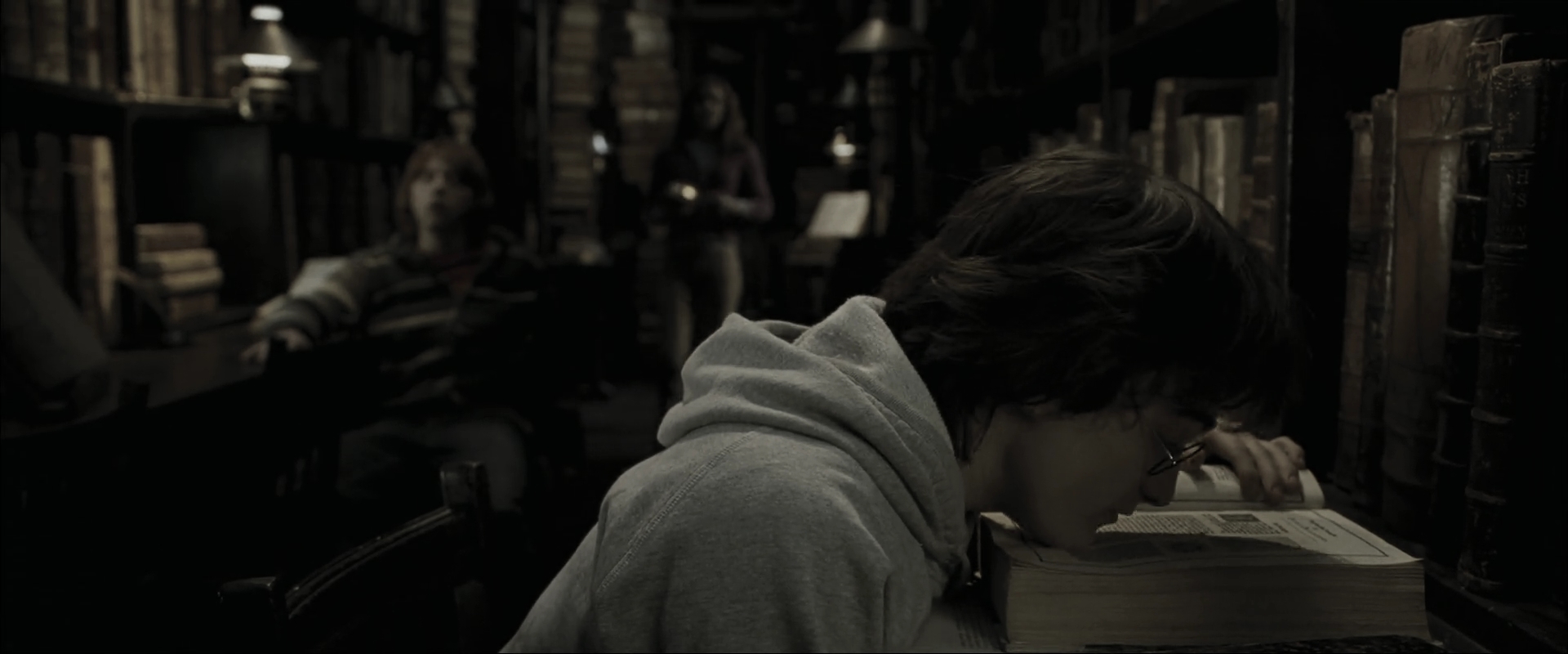 EmmaWatsonFan_dot_nl-HarryPotterAndTheGobletOfFire5159.jpg