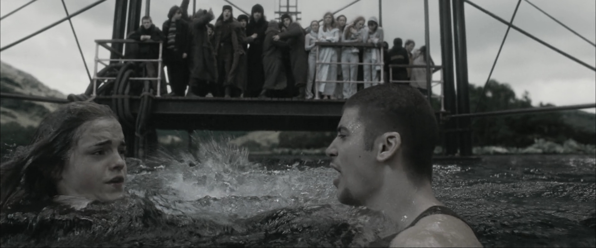 EmmaWatsonFan_dot_nl-HarryPotterAndTheGobletOfFire5591.jpg