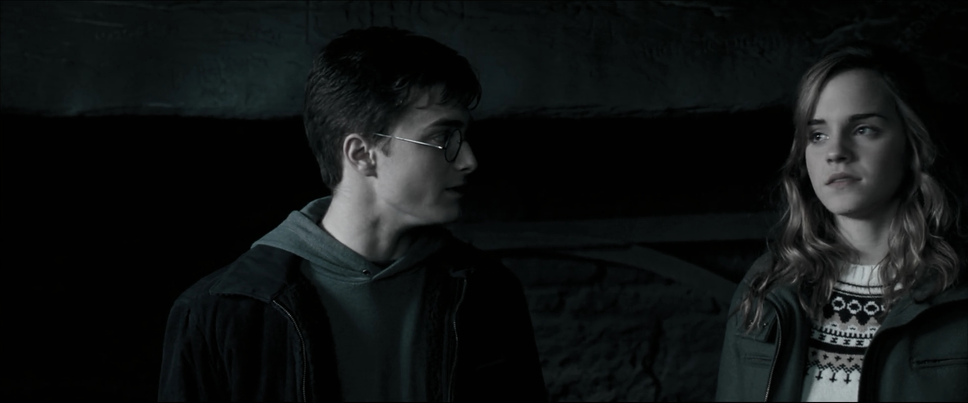 EmmaWatsonFan_dot_nl-HarryPotterAndTheOrderOfThePhoenix3220.jpg