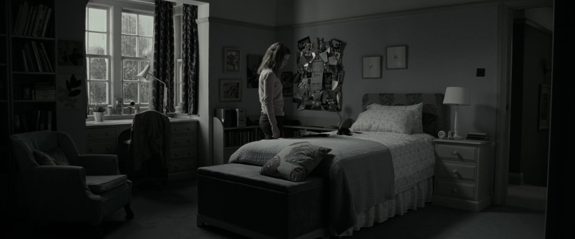 EmmaWatsonFan_dot_nl-HarryPotterAndTheDeathlyHallowsPart1-0084.jpg EmmaWatsonFan_dot_nl-HarryPotterAndTheDeathlyHallowsPart1-0084.jpg