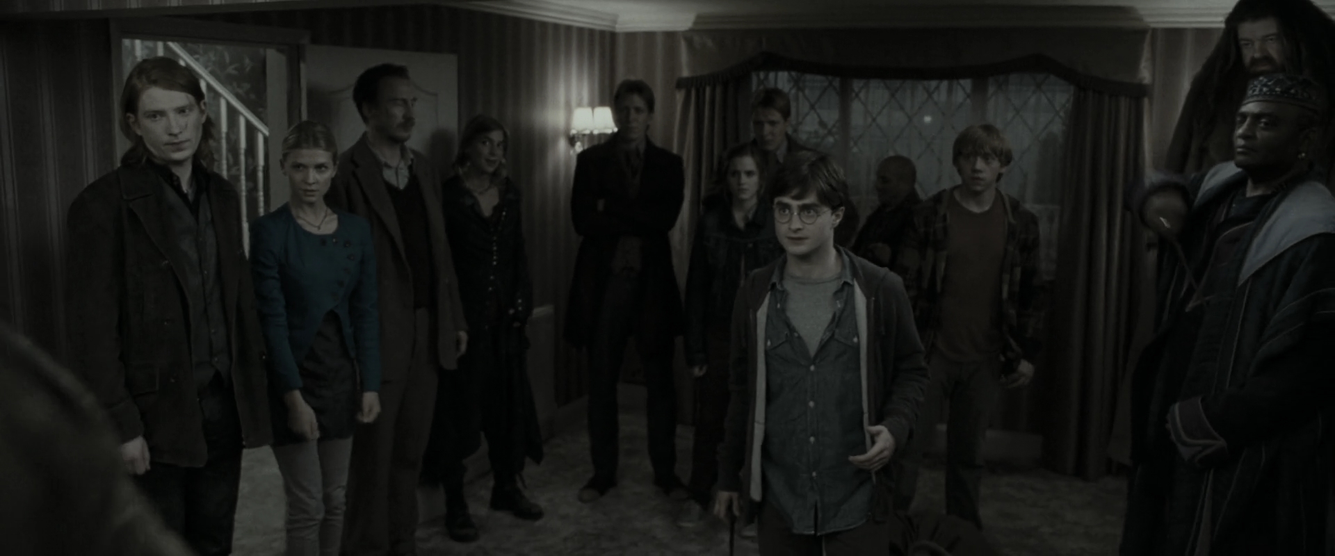 EmmaWatsonFan_dot_nl-HarryPotterAndTheDeathlyHallowsPart1-0703.jpg EmmaWatsonFan_dot_nl-HarryPotterAndTheDeathlyHallowsPart1-0703.jpg