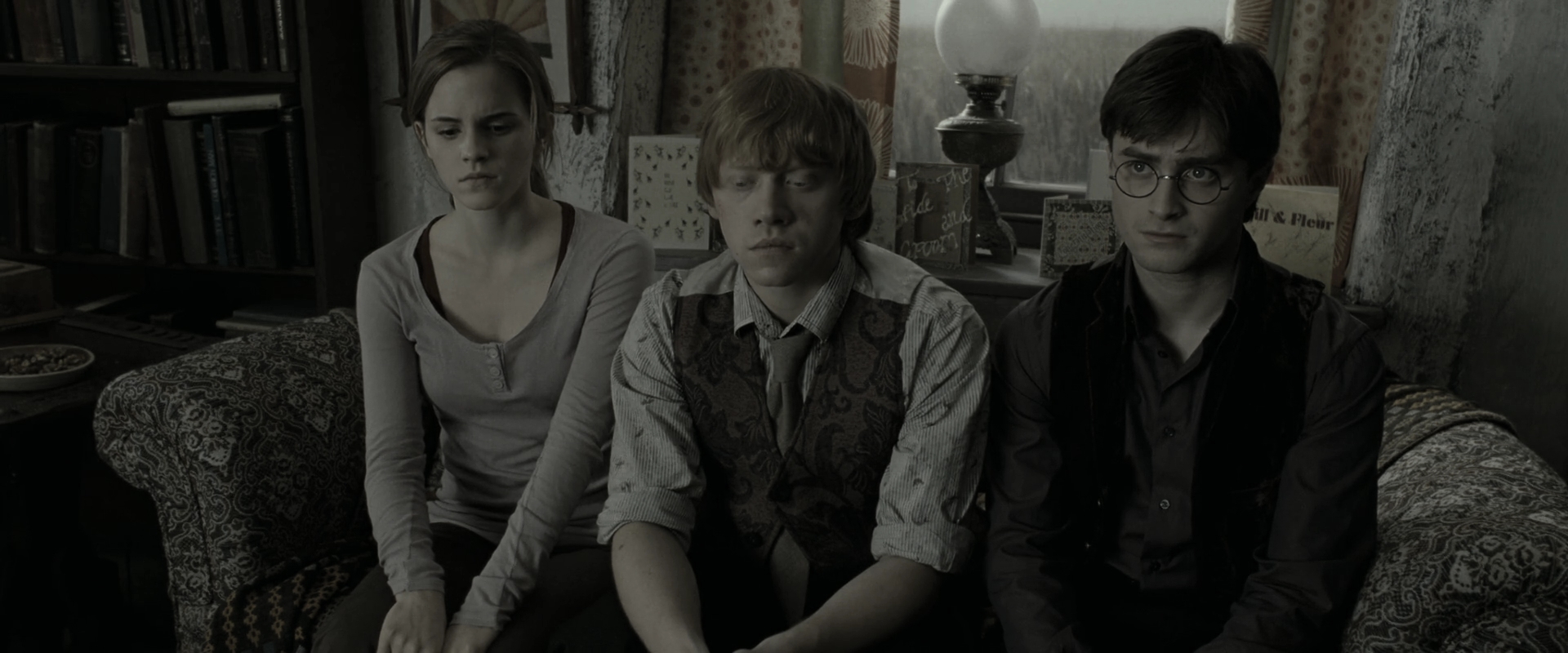 EmmaWatsonFan_dot_nl-HarryPotterAndTheDeathlyHallowsPart1-1676.jpg