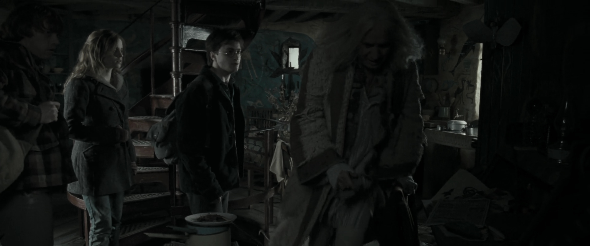 EmmaWatsonFan_dot_nl-HarryPotterAndTheDeathlyHallowsPart1-6743.jpg EmmaWatsonFan_dot_nl-HarryPotterAndTheDeathlyHallowsPart1-6743.jpg
