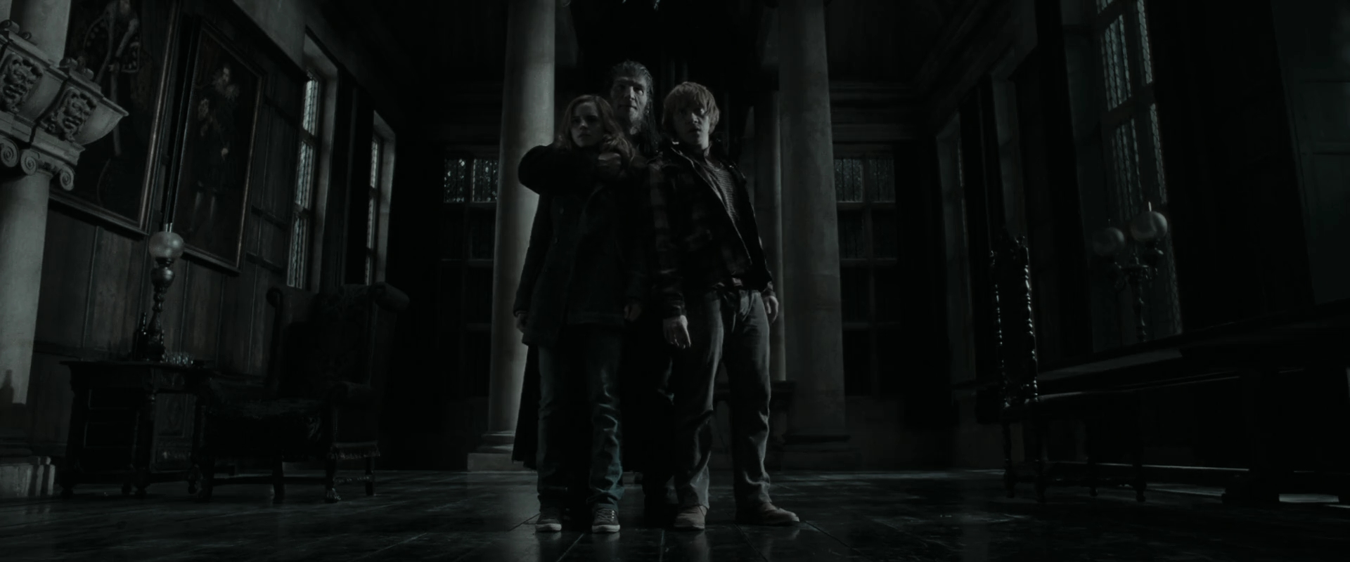 EmmaWatsonFan_dot_nl-HarryPotterAndTheDeathlyHallowsPart1-7158.jpg EmmaWatsonFan_dot_nl-HarryPotterAndTheDeathlyHallowsPart1-7158.jpg