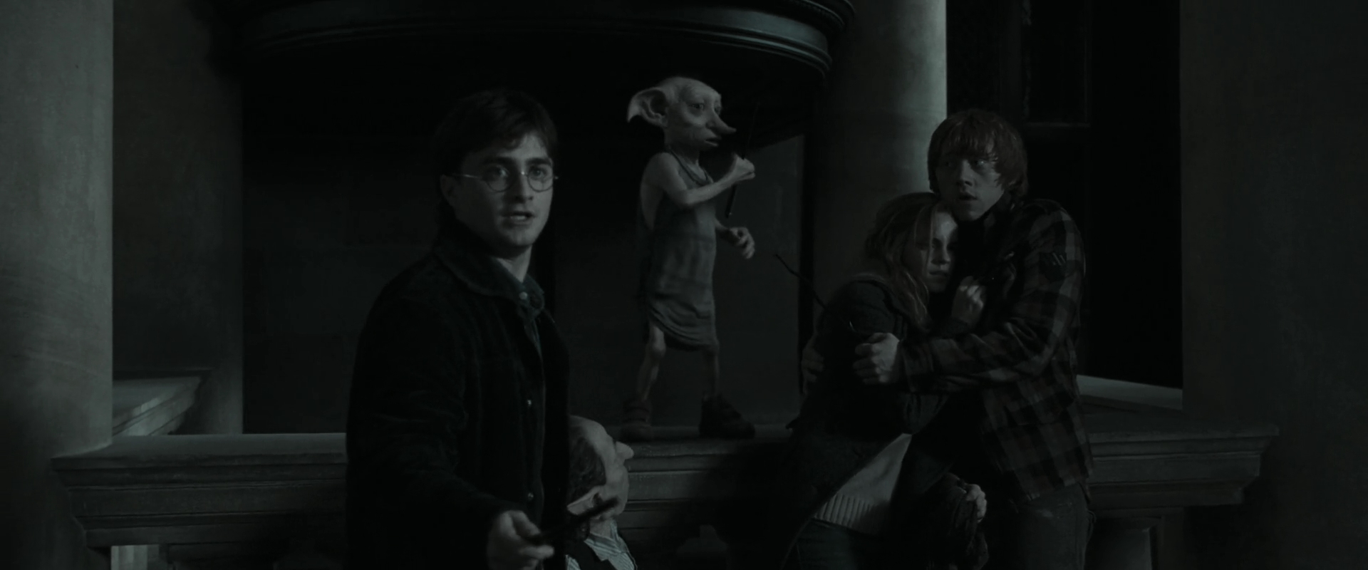 EmmaWatsonFan_dot_nl-HarryPotterAndTheDeathlyHallowsPart1-7507.jpg EmmaWatsonFan_dot_nl-HarryPotterAndTheDeathlyHallowsPart1-7507.jpg