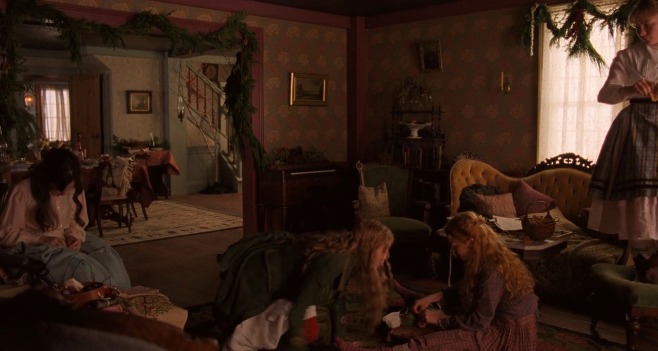EmmaWatsonFan-dot-nl_LittleWoman1584.jpg