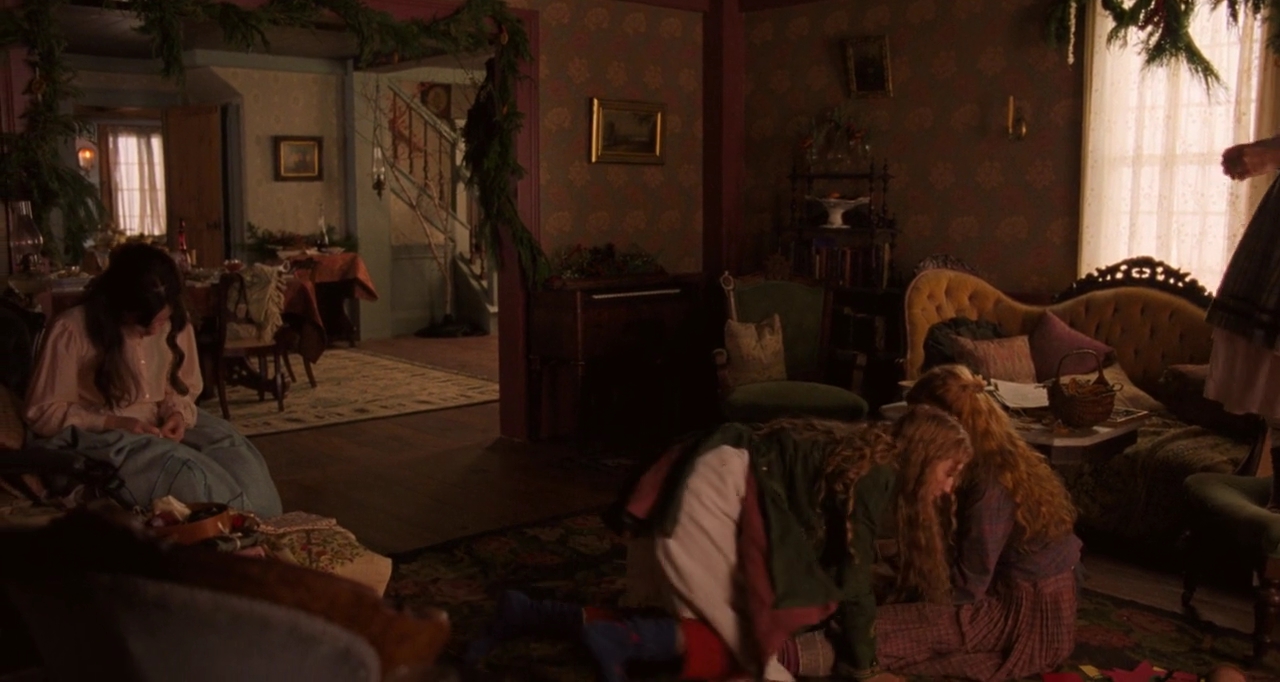 EmmaWatsonFan-dot-nl_LittleWoman1585.jpg